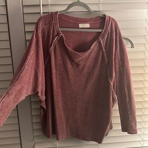 Pink/purple women’s pullover fuzzy